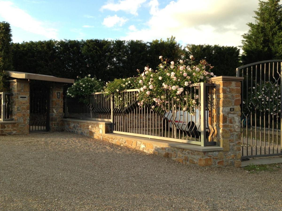 Appartamento In Villa Con Piscina - Mhateria Relais Rignano Sull Arno Exterior photo